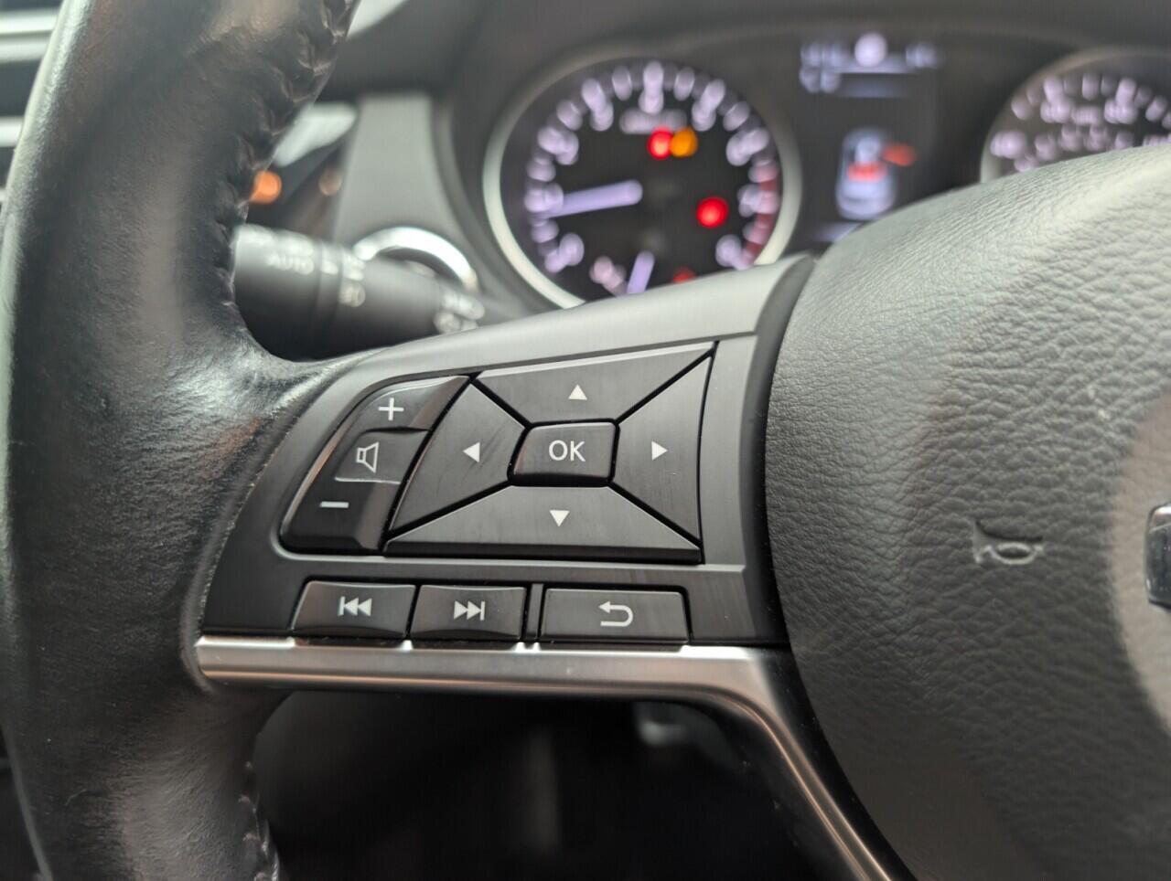 Used Nissan Qashqai 2017 for sale - 76472235: Photo 19