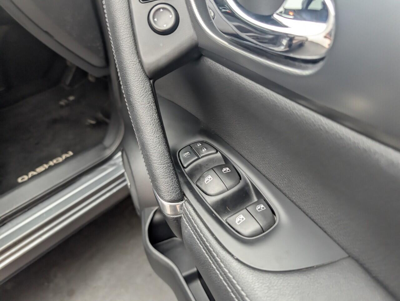 Used Nissan Qashqai 2017 for sale - 76472235: Photo 22