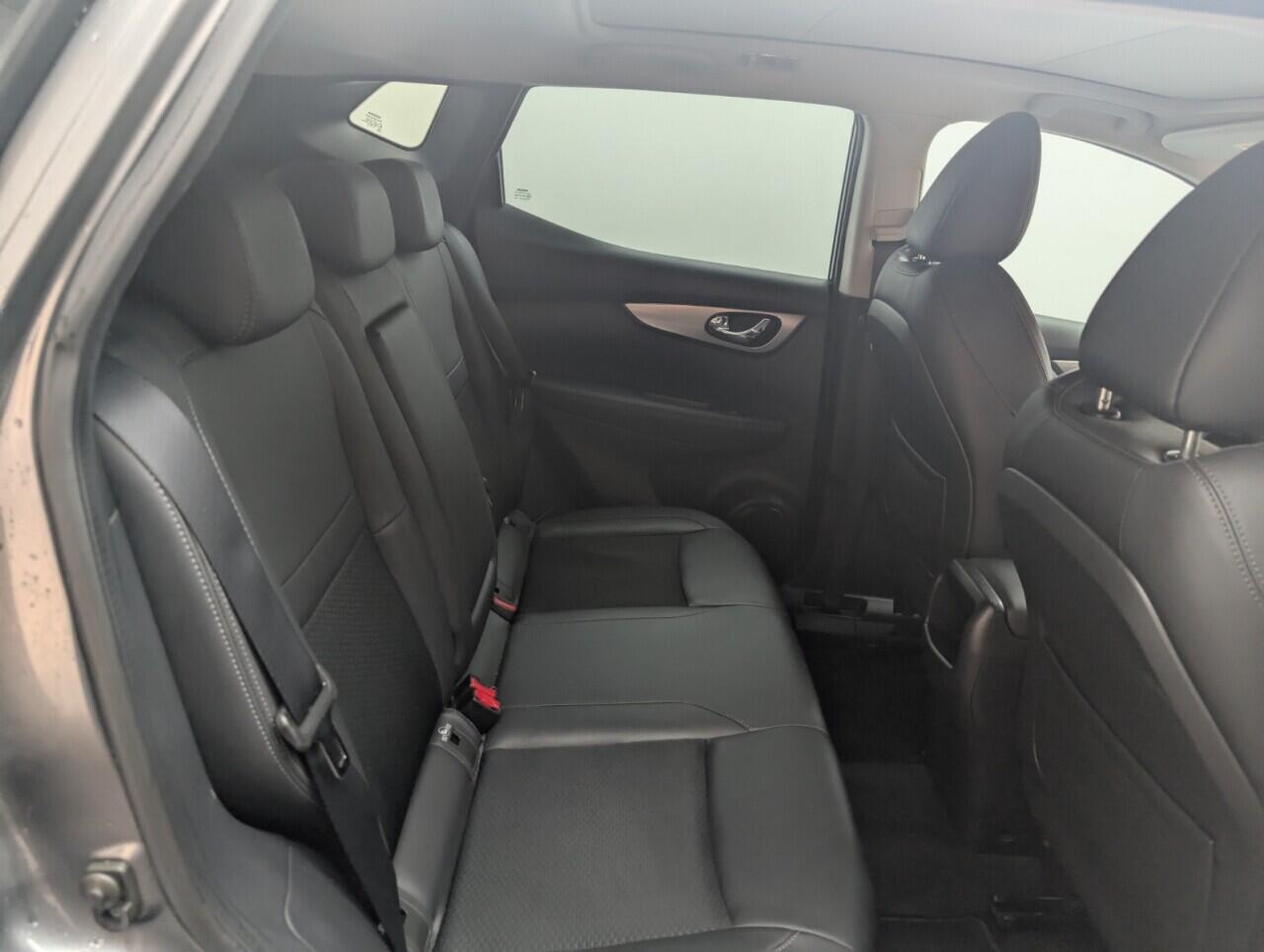 Used Nissan Qashqai 2017 for sale - 76472235: Photo 26