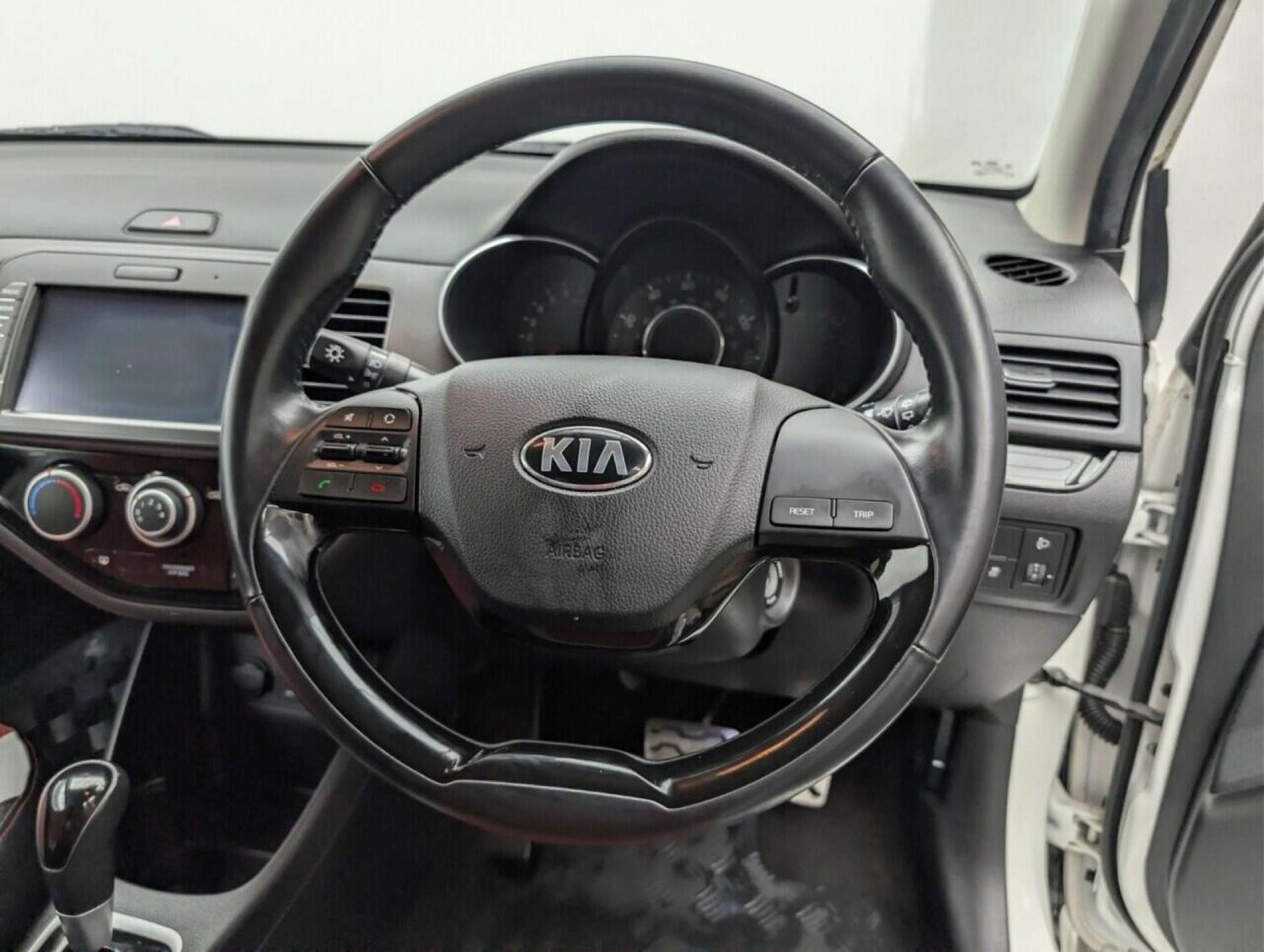 Used Kia Picanto 2016 for sale - 77713152: Photo 19