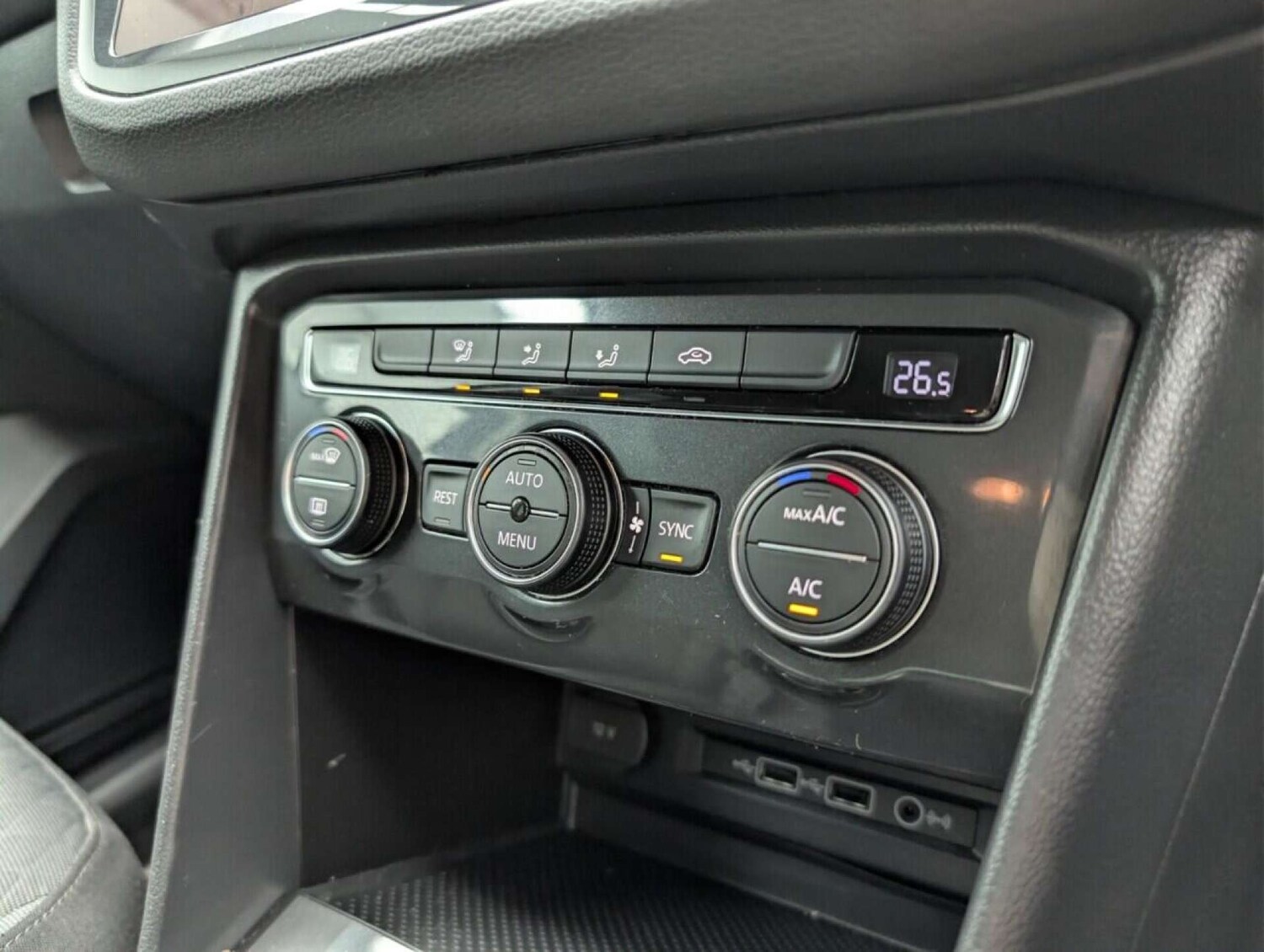 Used Volkswagen Tiguan 2019 for sale - 77714270: Photo 16