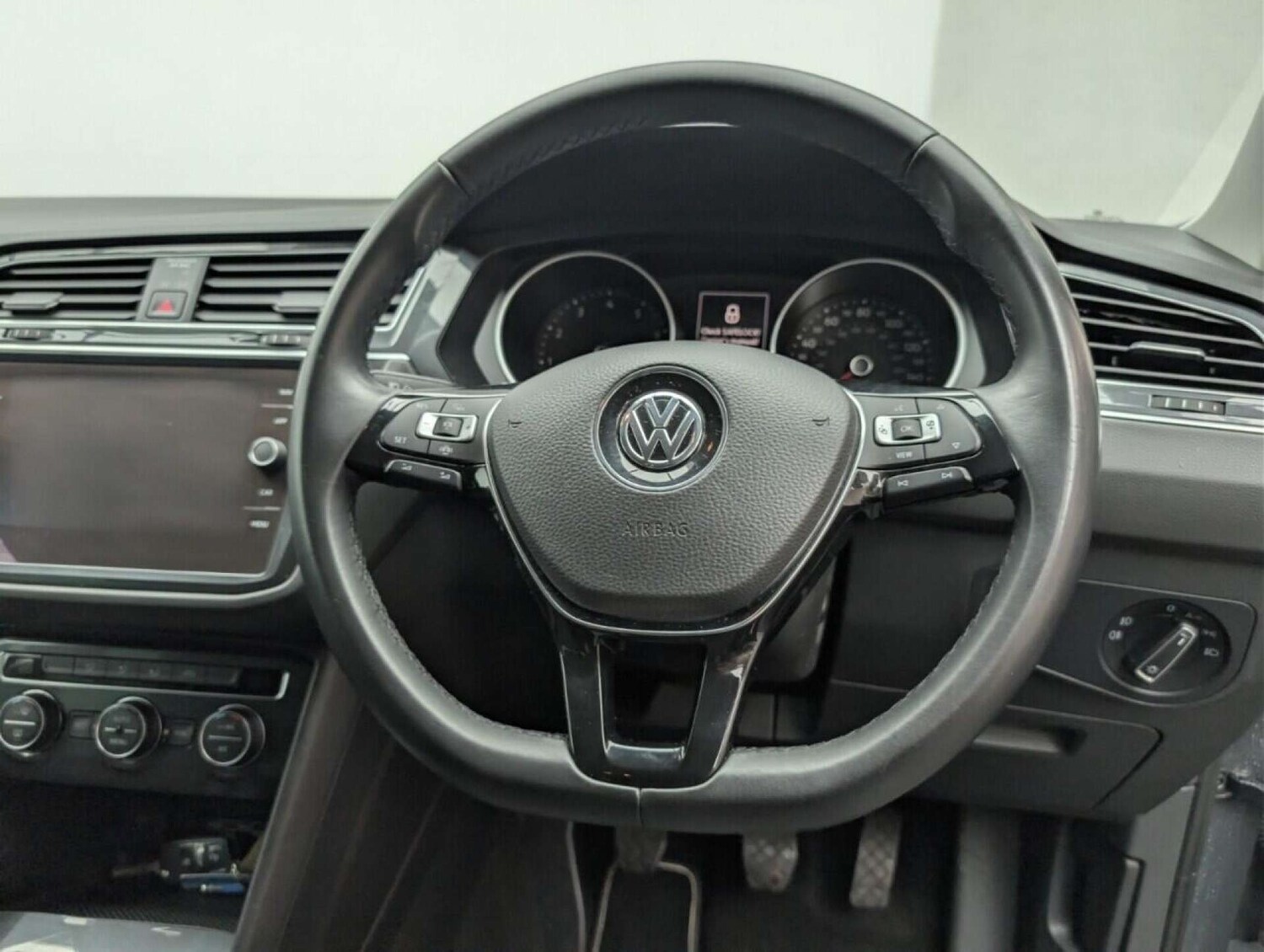 Used Volkswagen Tiguan 2019 for sale - 77714270: Photo 21