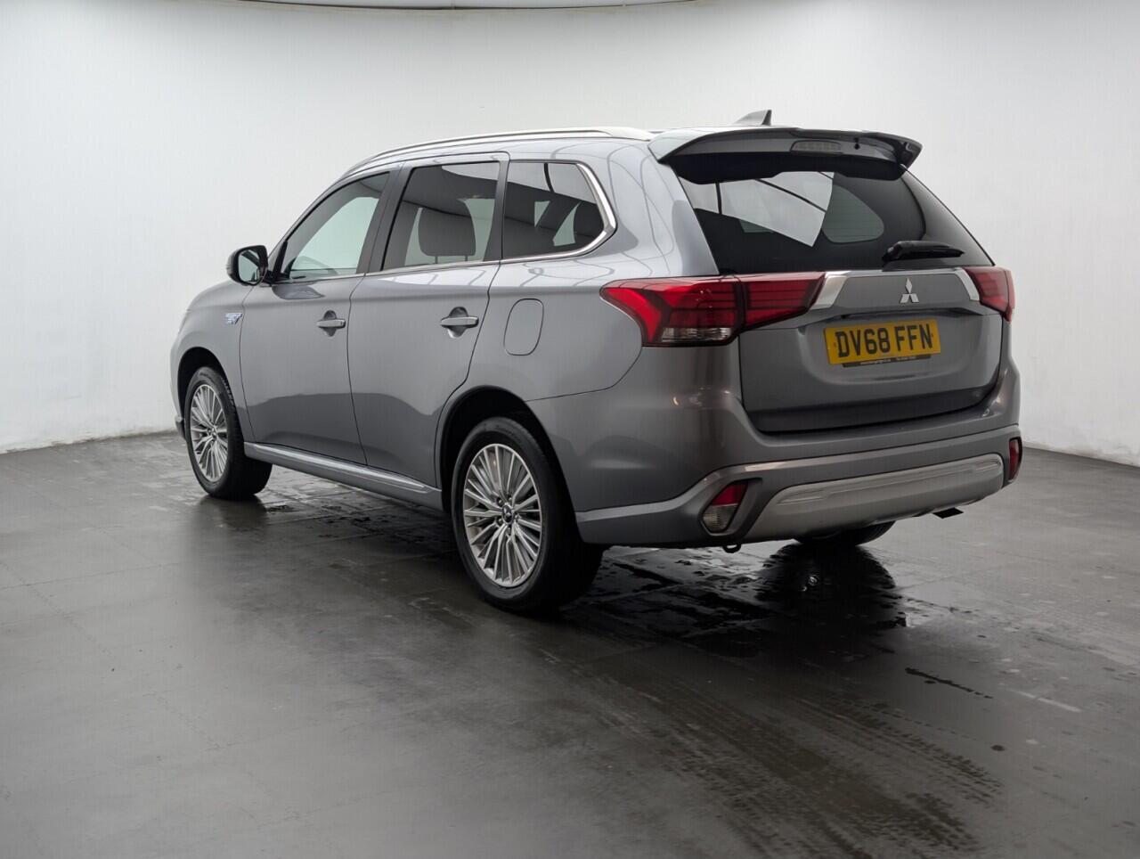 Used Mitsubishi Outlander 2018 for sale - 77081945: Photo 6