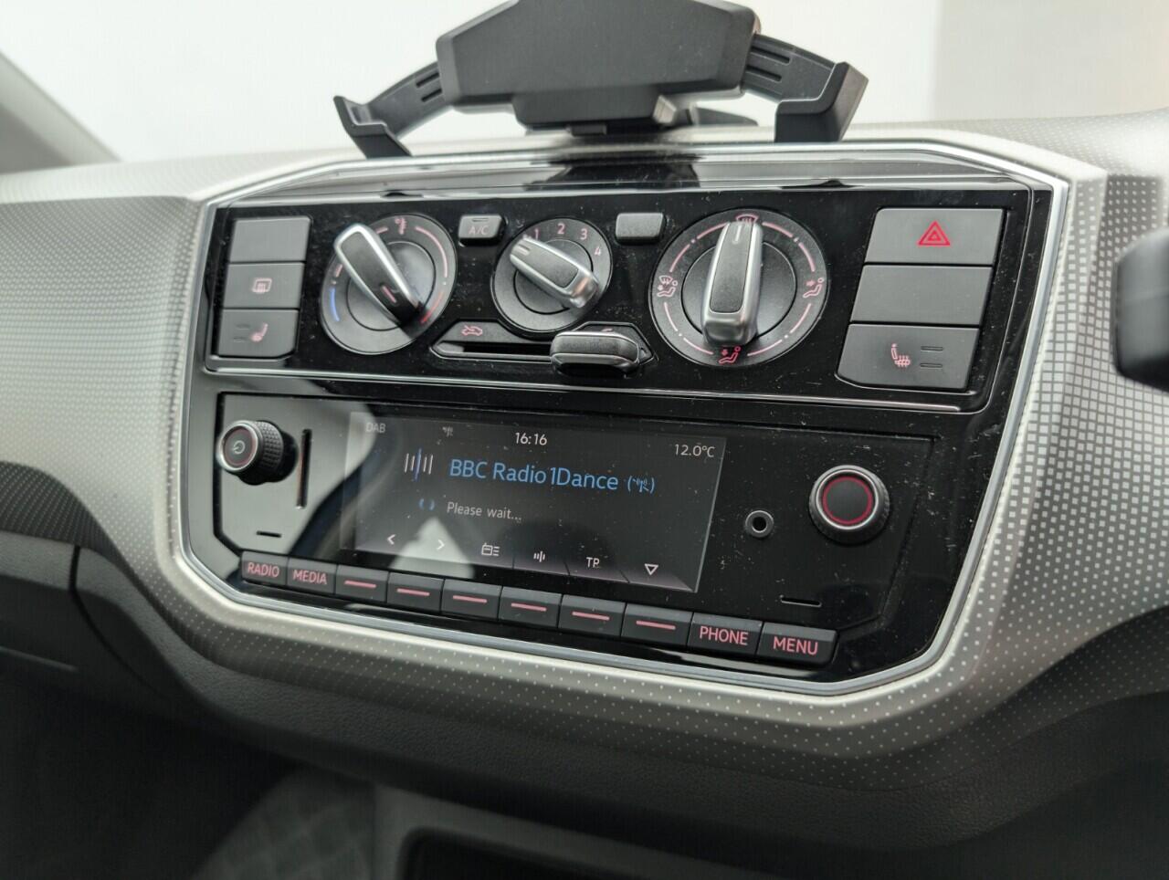 Used Volkswagen up! 2017 for sale - 76425617: Photo 13