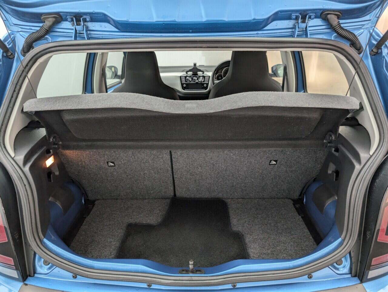 Used Volkswagen up! 2017 for sale - 76425617: Photo 23