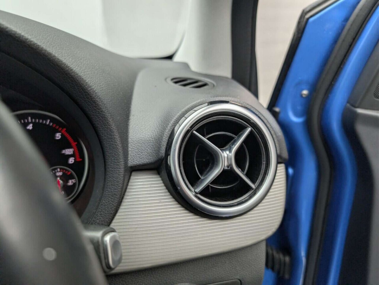 Used Mercedes-Benz B Class 2016 for sale - 77712991: Photo 19