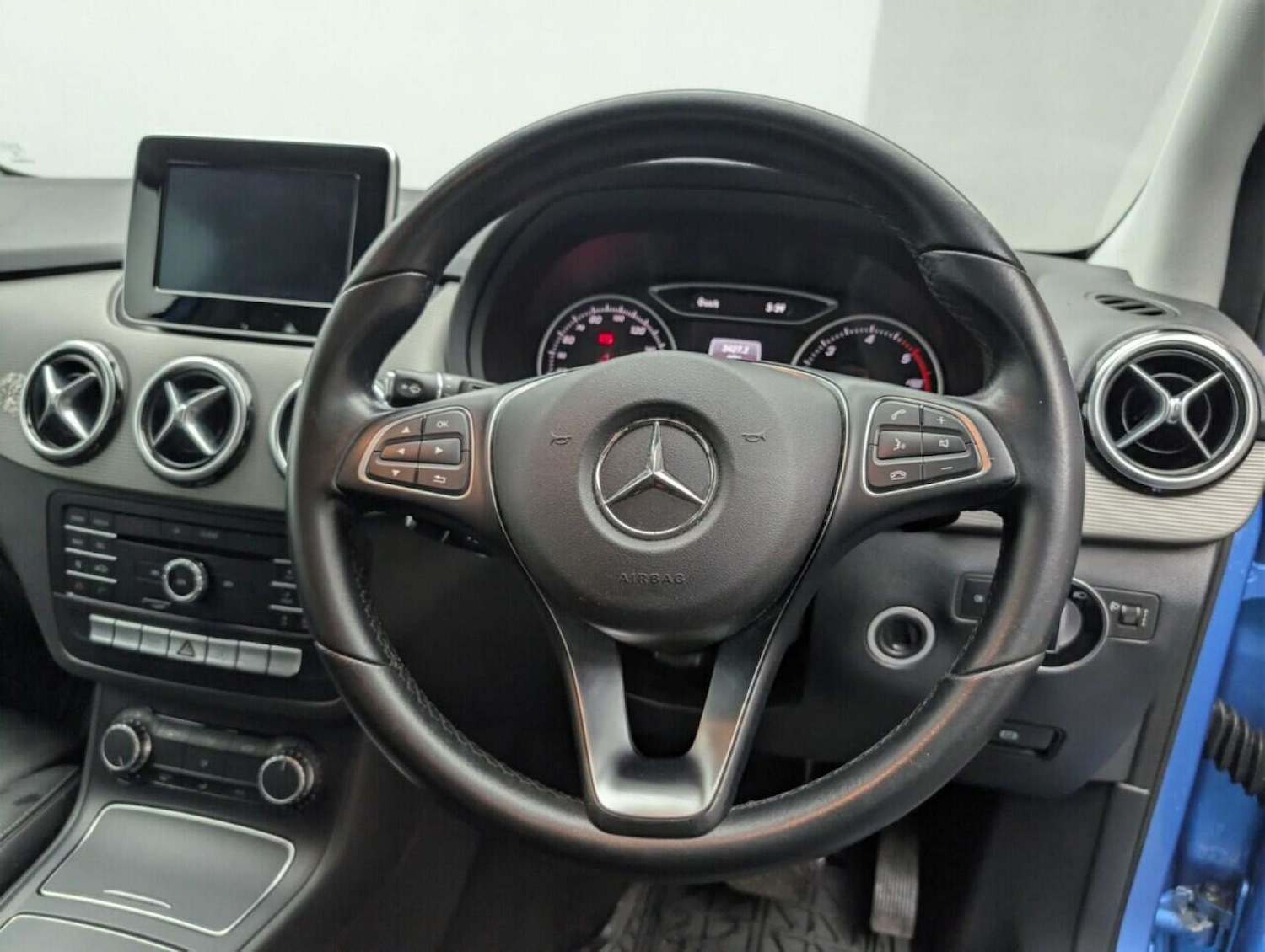 Used Mercedes-Benz B Class 2016 for sale - 77712991: Photo 21