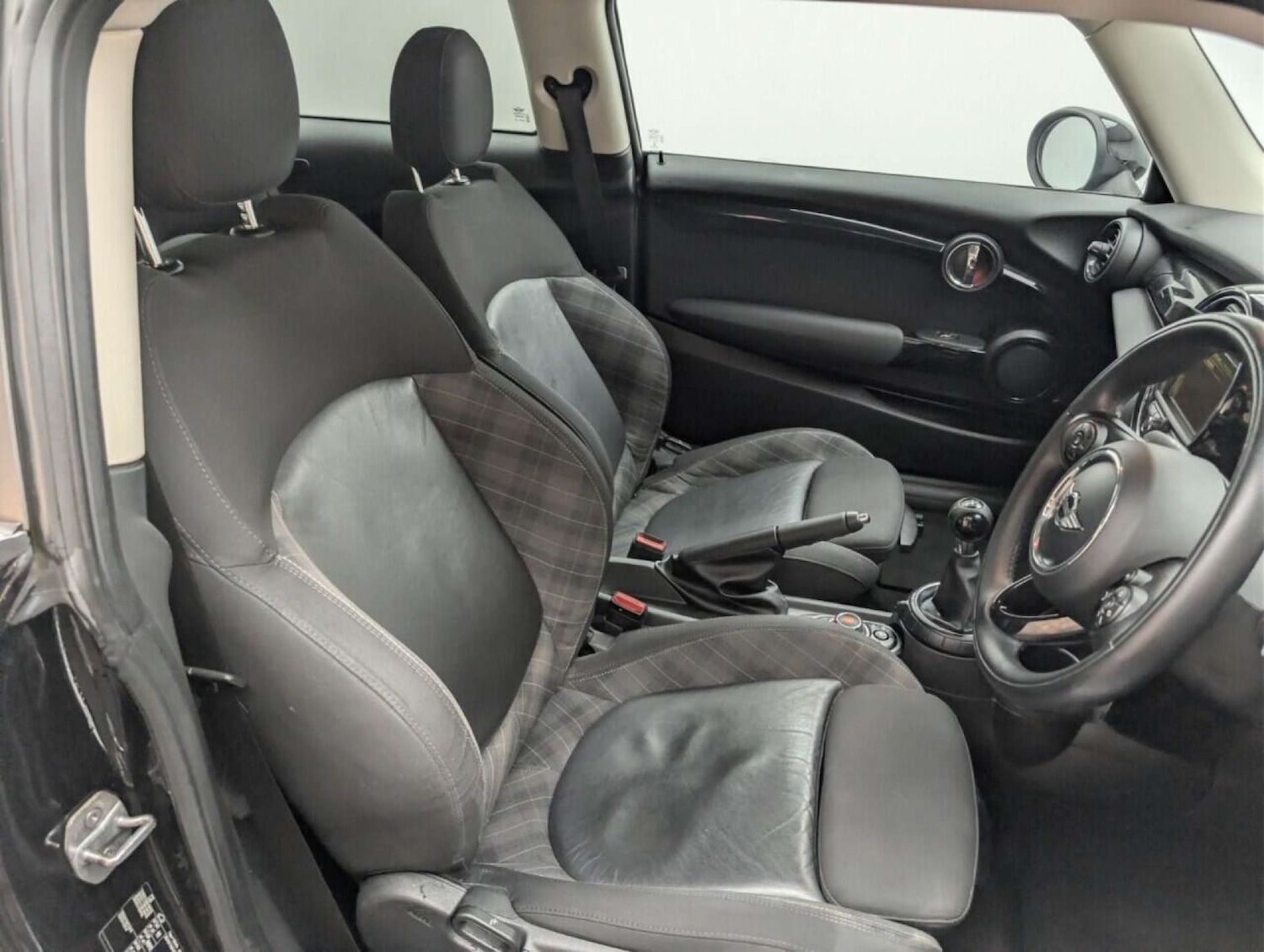 Used MINI Hatch 2016 for sale - 77713345: Photo 12