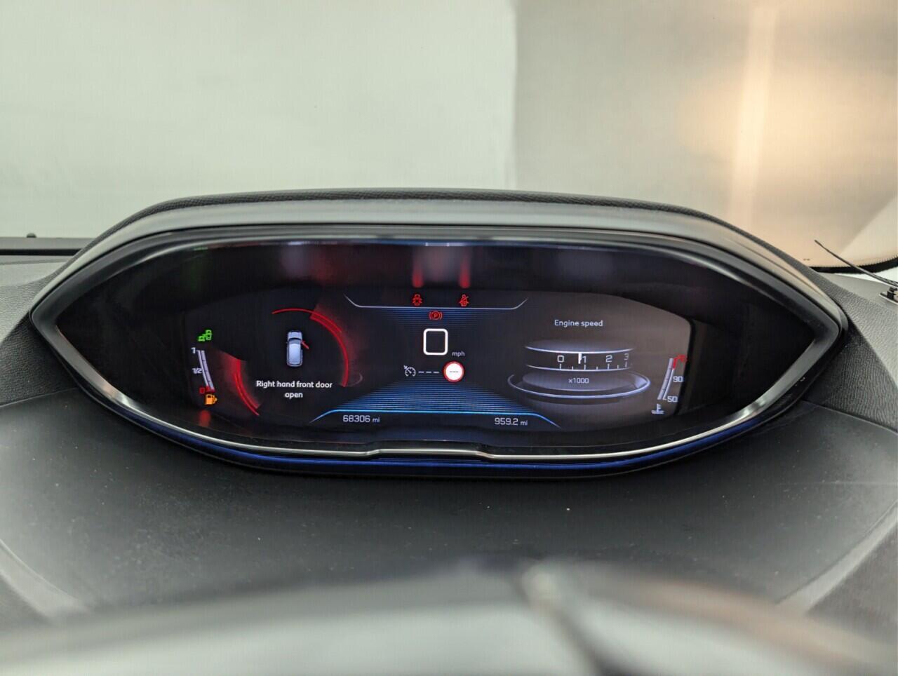 Used Peugeot 3008 2019 for sale - 76659384: Photo 16