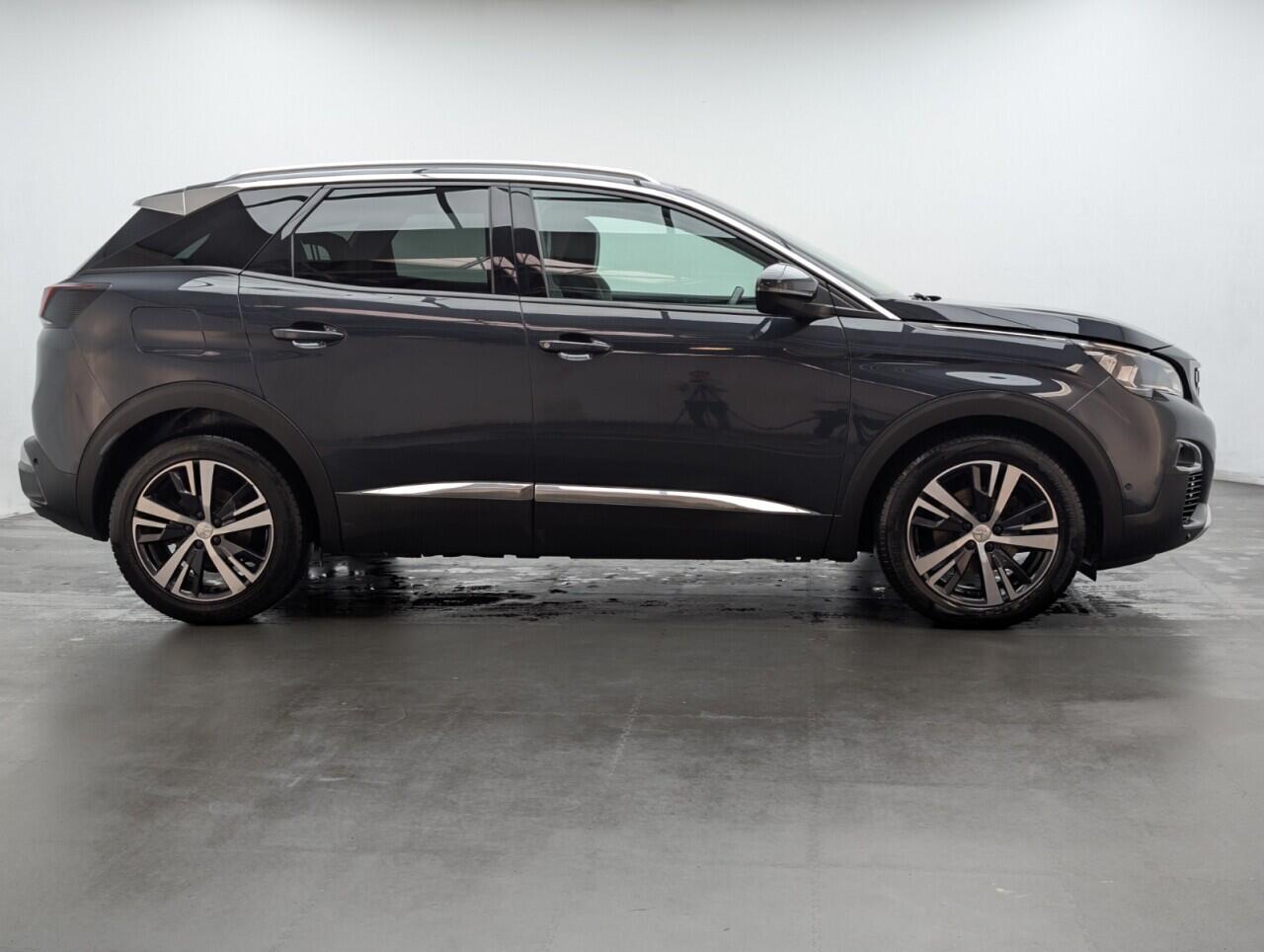 Used Peugeot 3008 2019 for sale - 76659384: Photo 9