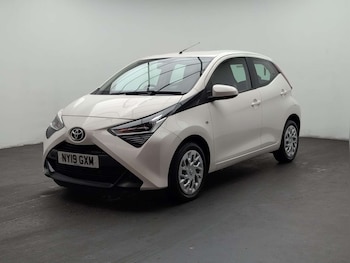 Used Toyota AYGO 2019 for sale - 79257562: Photo