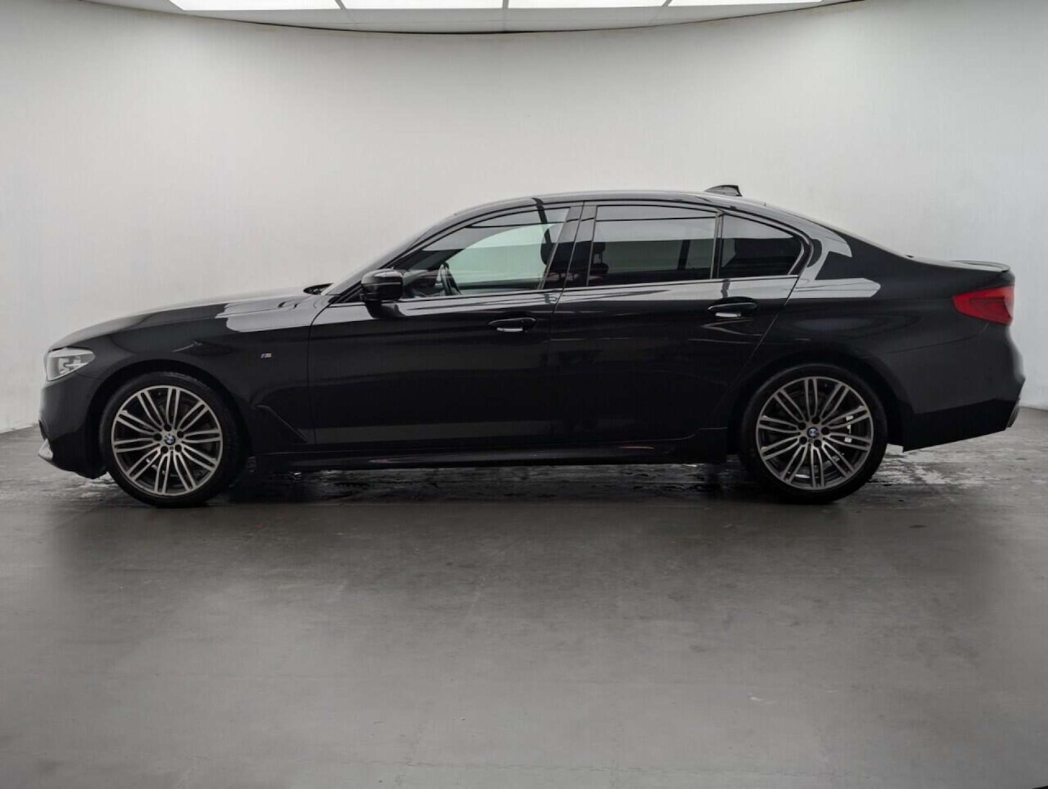 Used BMW 5 Series 2020 for sale - 77713839: Photo 5