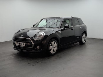 Used MINI Clubman 2019 for sale - 76424999: Photo