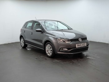 Used Volkswagen Polo 2015 for sale - 79167263: Photo