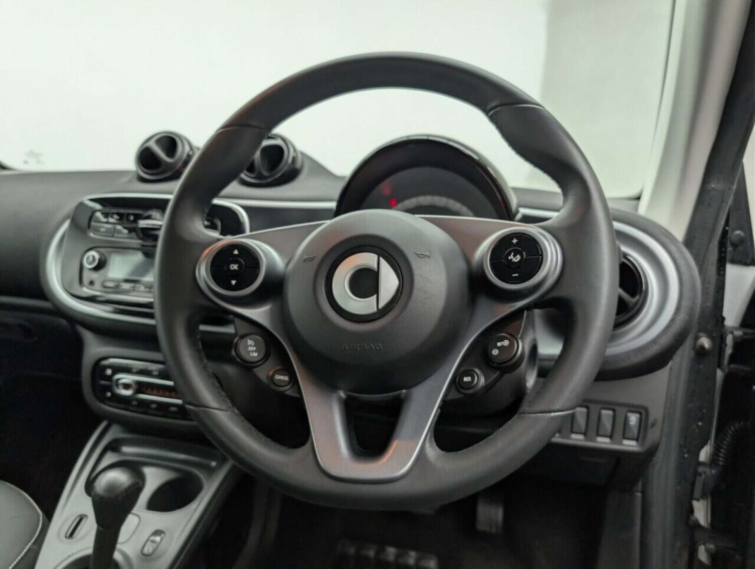 Used smart fortwo 2017 for sale - 77807450: Photo 21