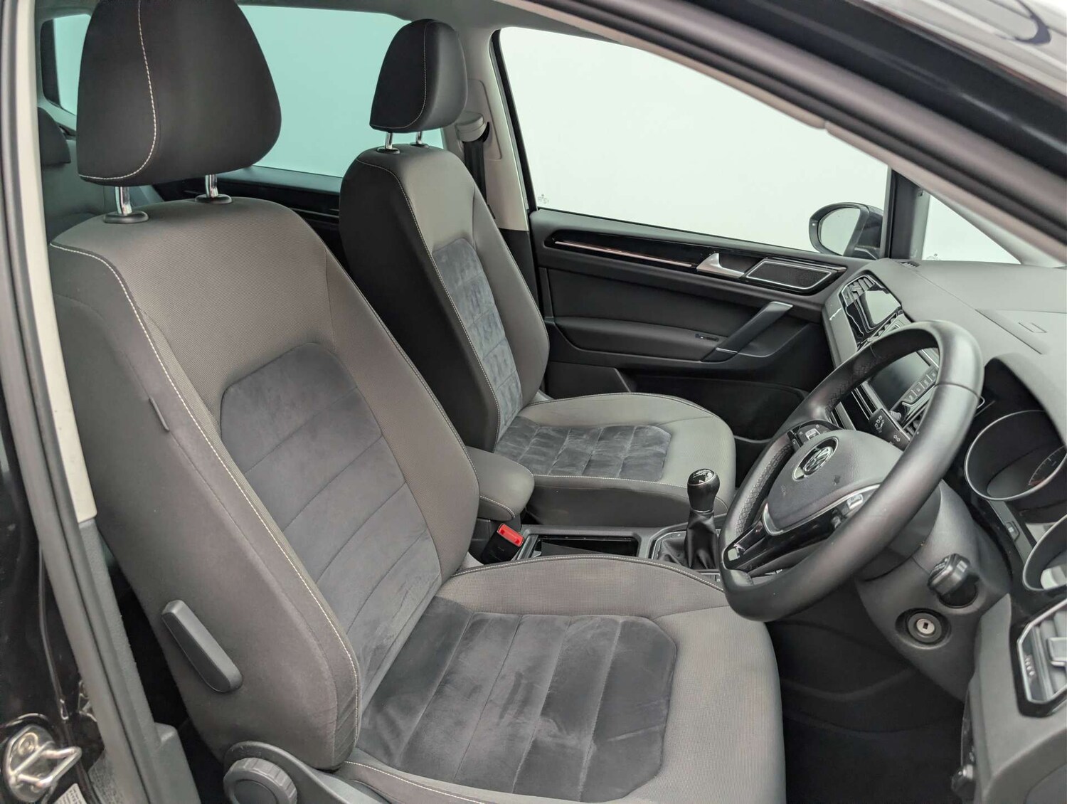 Used Volkswagen Golf SV 2017 for sale - 78152328: Photo 23