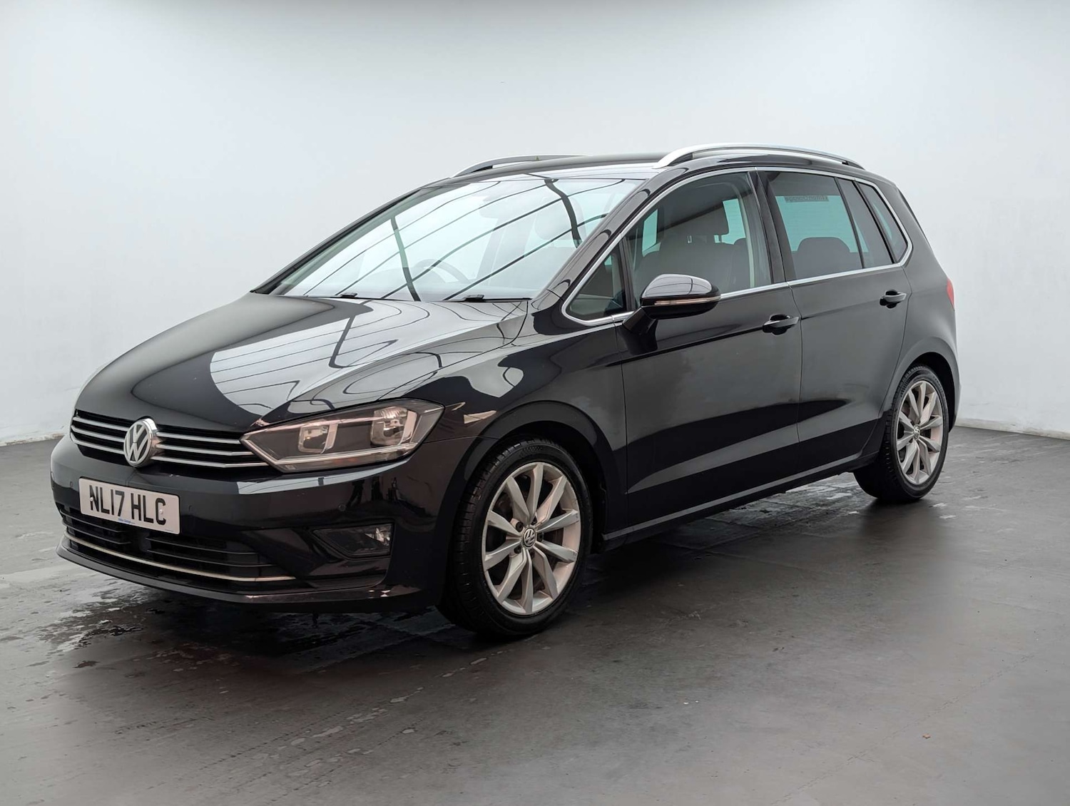 Used Volkswagen Golf SV 2017 for sale - 78152328: Photo 5