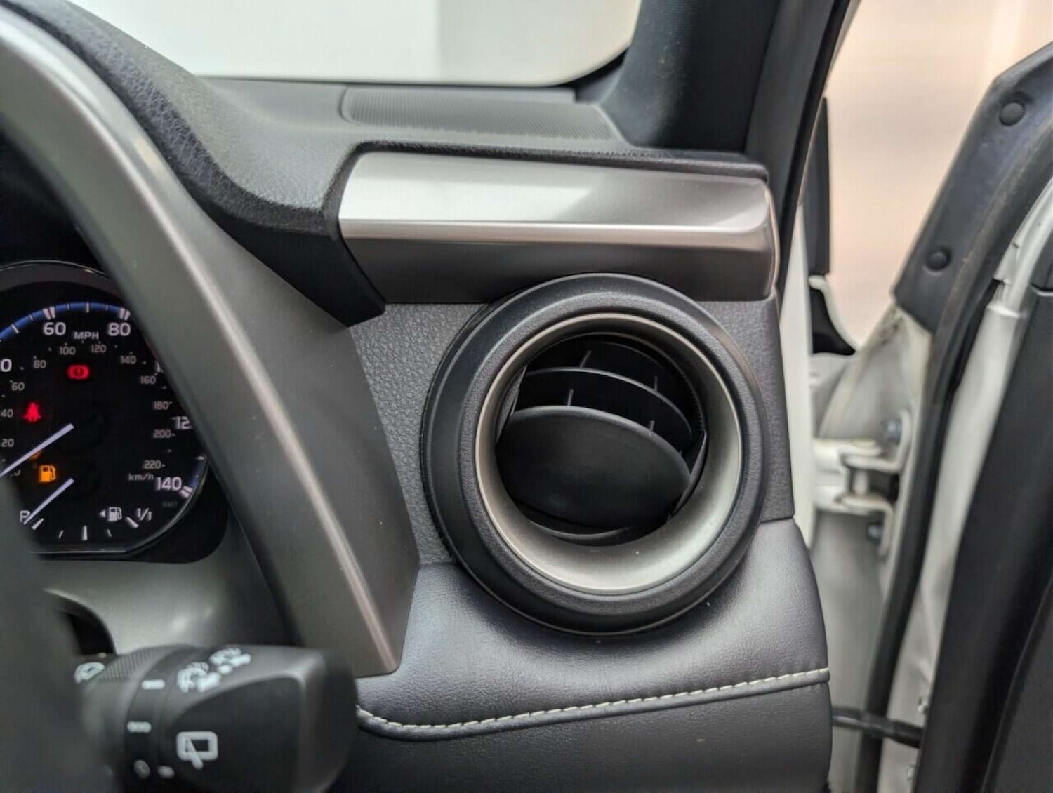 Used Toyota RAV4 2018 for sale - 77713369: Photo 21