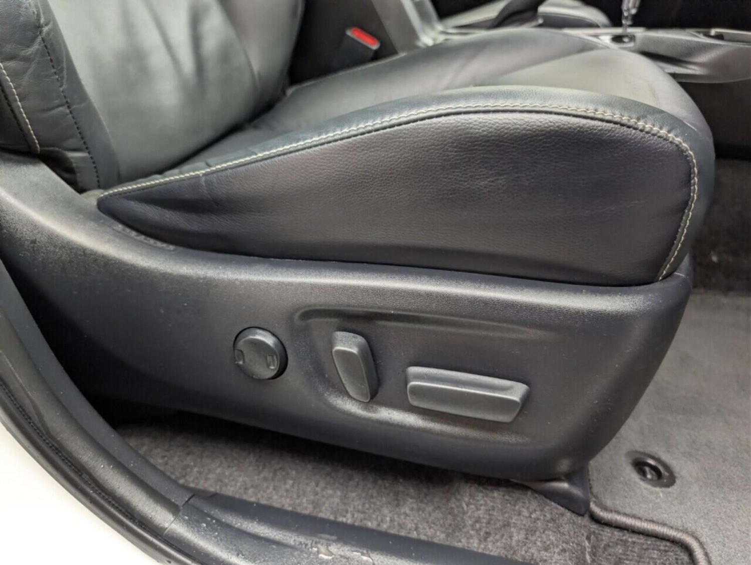 Used Toyota RAV4 2018 for sale - 77713369: Photo 23