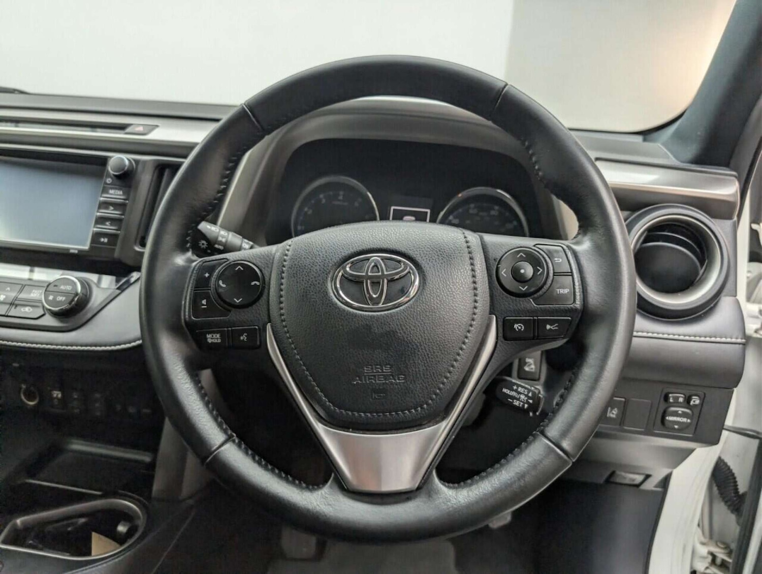 Used Toyota RAV4 2018 for sale - 77713369: Photo 24
