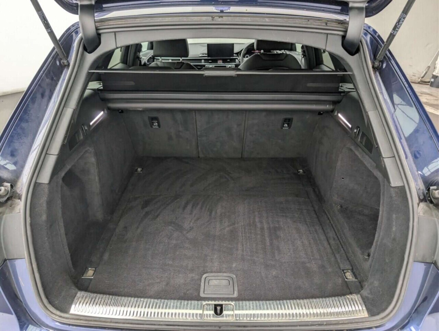 Used Audi A4 2021 for sale - 77713293: Photo 24