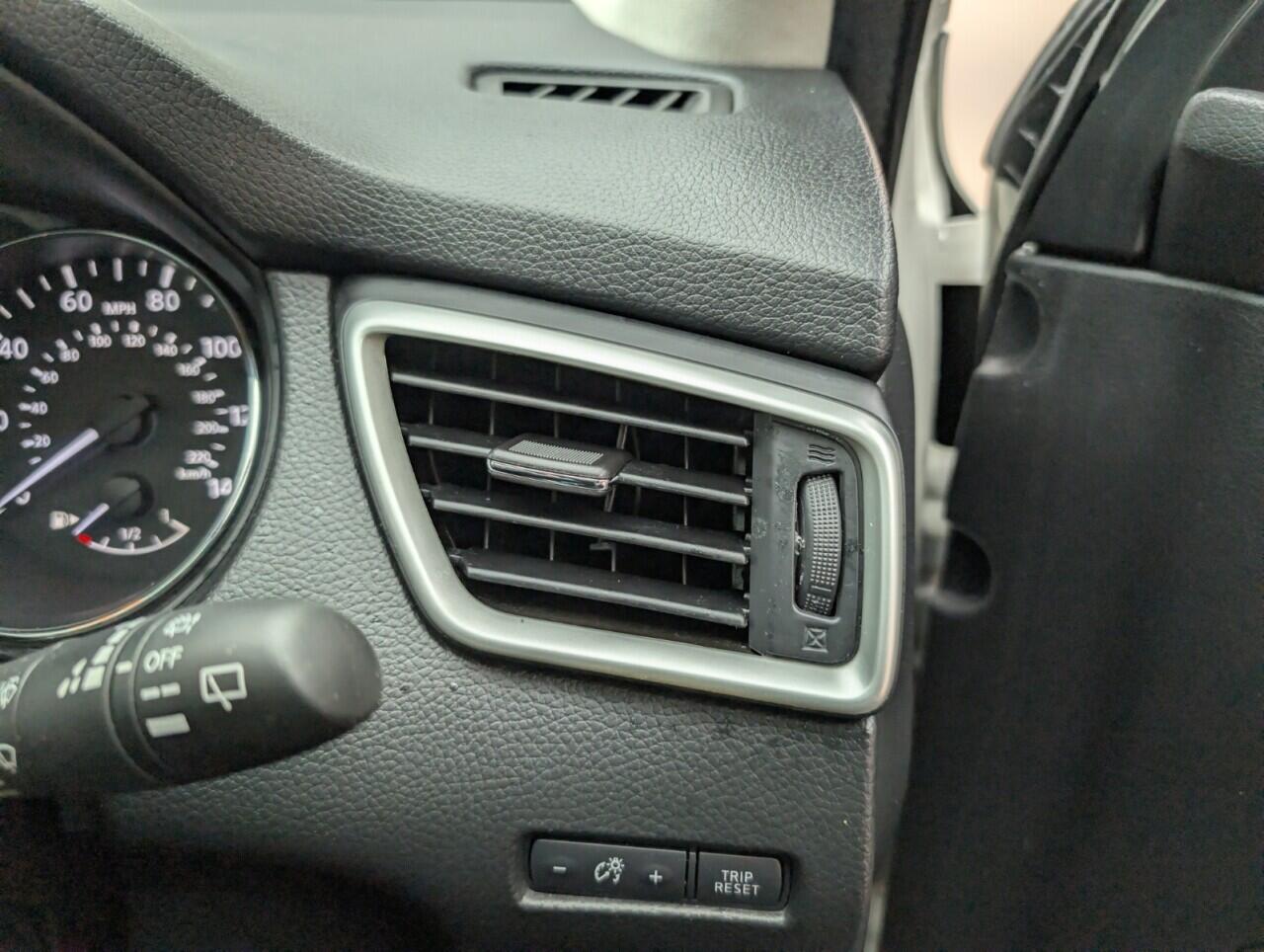 Used Nissan Qashqai 2016 for sale - 76423489: Photo 21