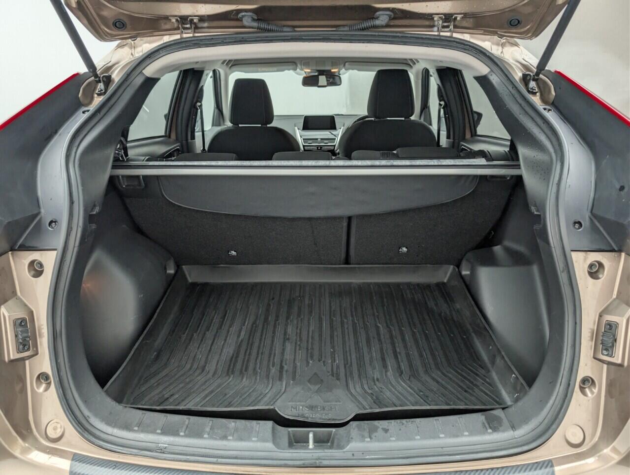 Used Mitsubishi Eclipse Cross 2020 for sale - 76446424: Photo 26