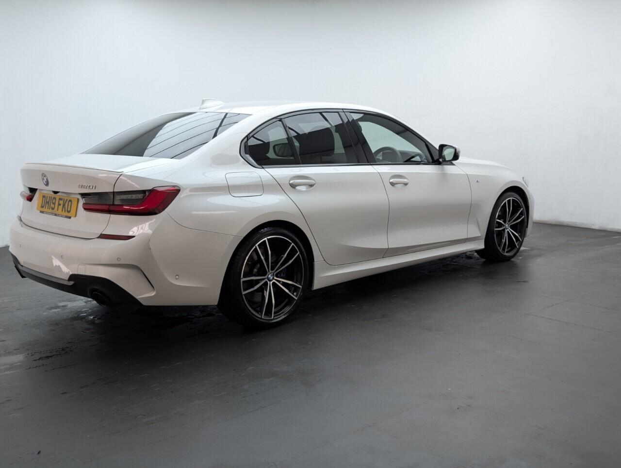 Used BMW 3 Series 2019 for sale - 76423487: Photo 8