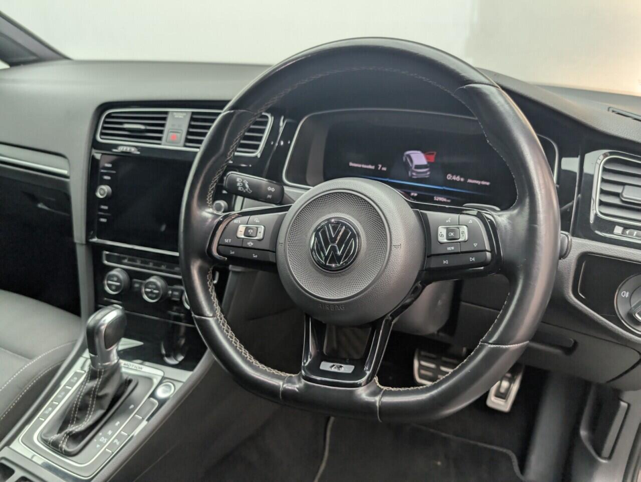 Used Volkswagen Golf 2019 for sale - 76425081: Photo 23