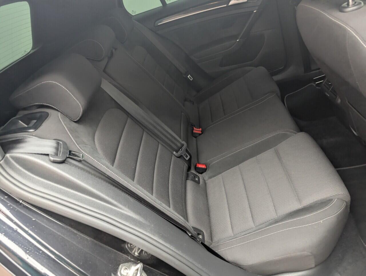 Used Volkswagen Golf 2019 for sale - 76425081: Photo 25