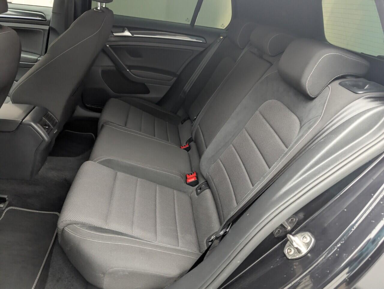 Used Volkswagen Golf 2019 for sale - 76425081: Photo 27