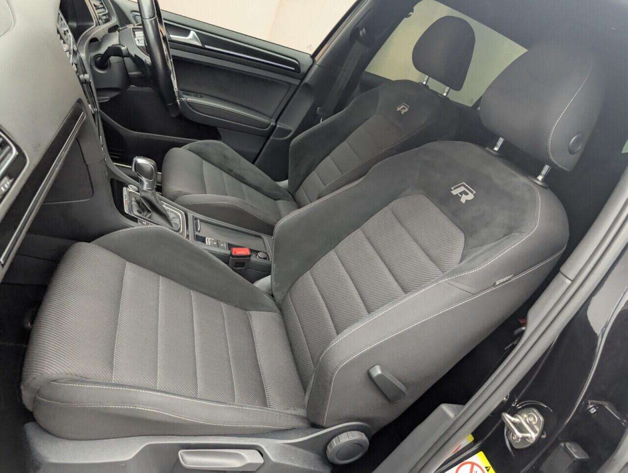 Used Volkswagen Golf 2019 for sale - 76425081: Photo 28