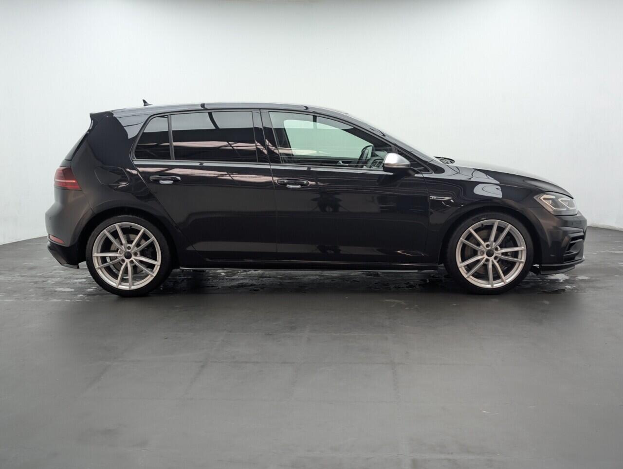 Used Volkswagen Golf 2019 for sale - 76425081: Photo 9