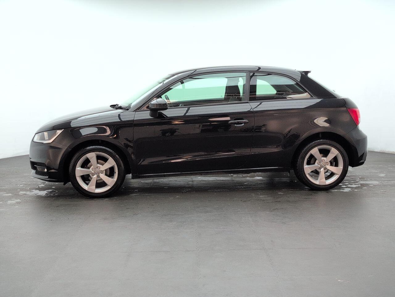Used Audi A1 2018 for sale - 76422961: Photo 5