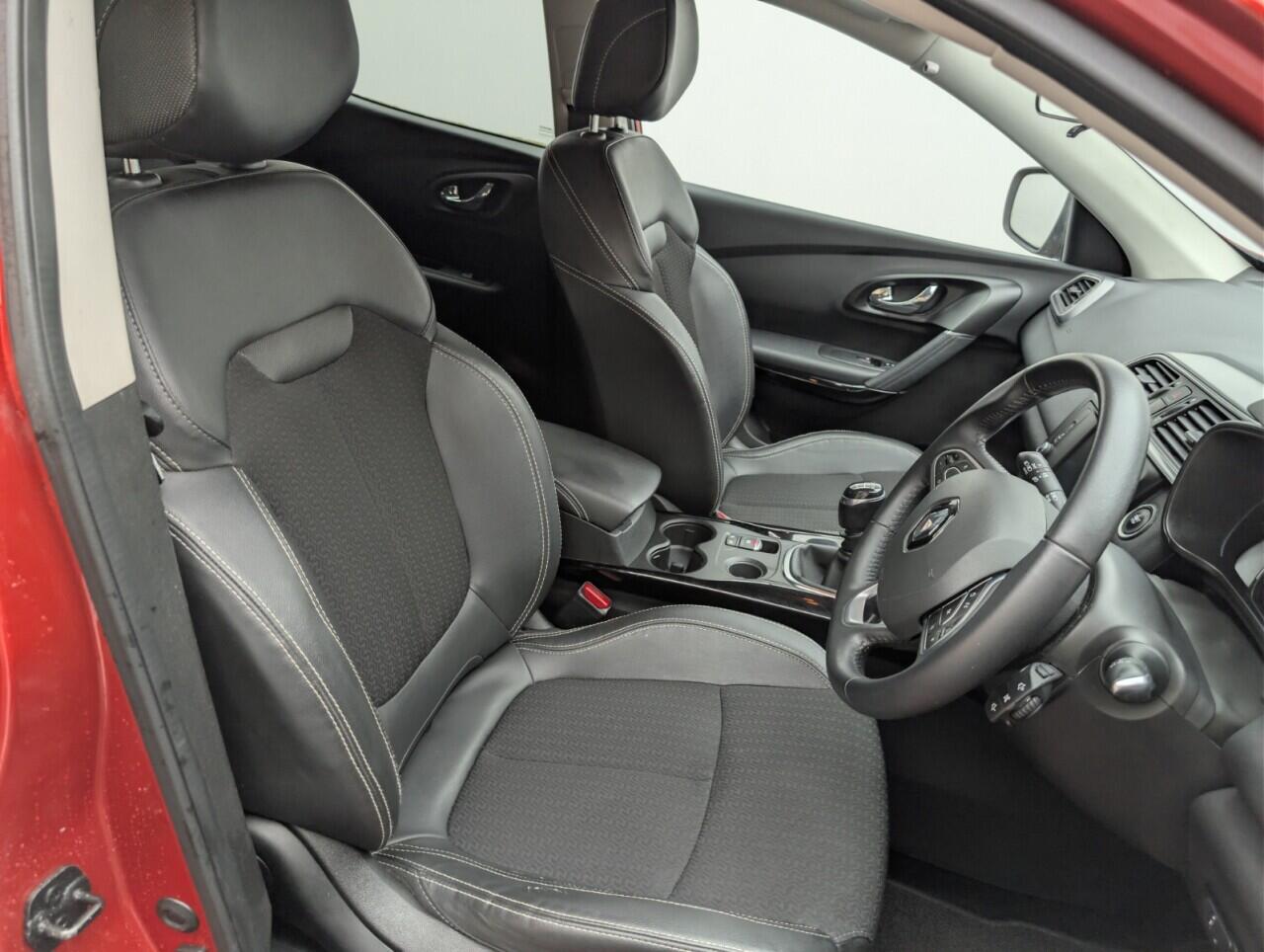 Used Renault Kadjar 2018 for sale - 76952956: Photo 12