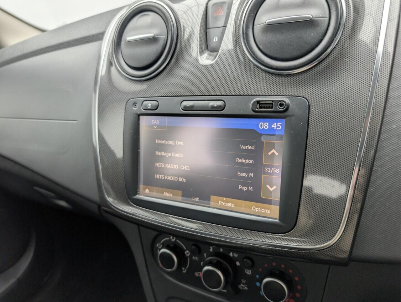 Used Dacia Sandero Stepway 2018 for sale - 76742925: Photo 14