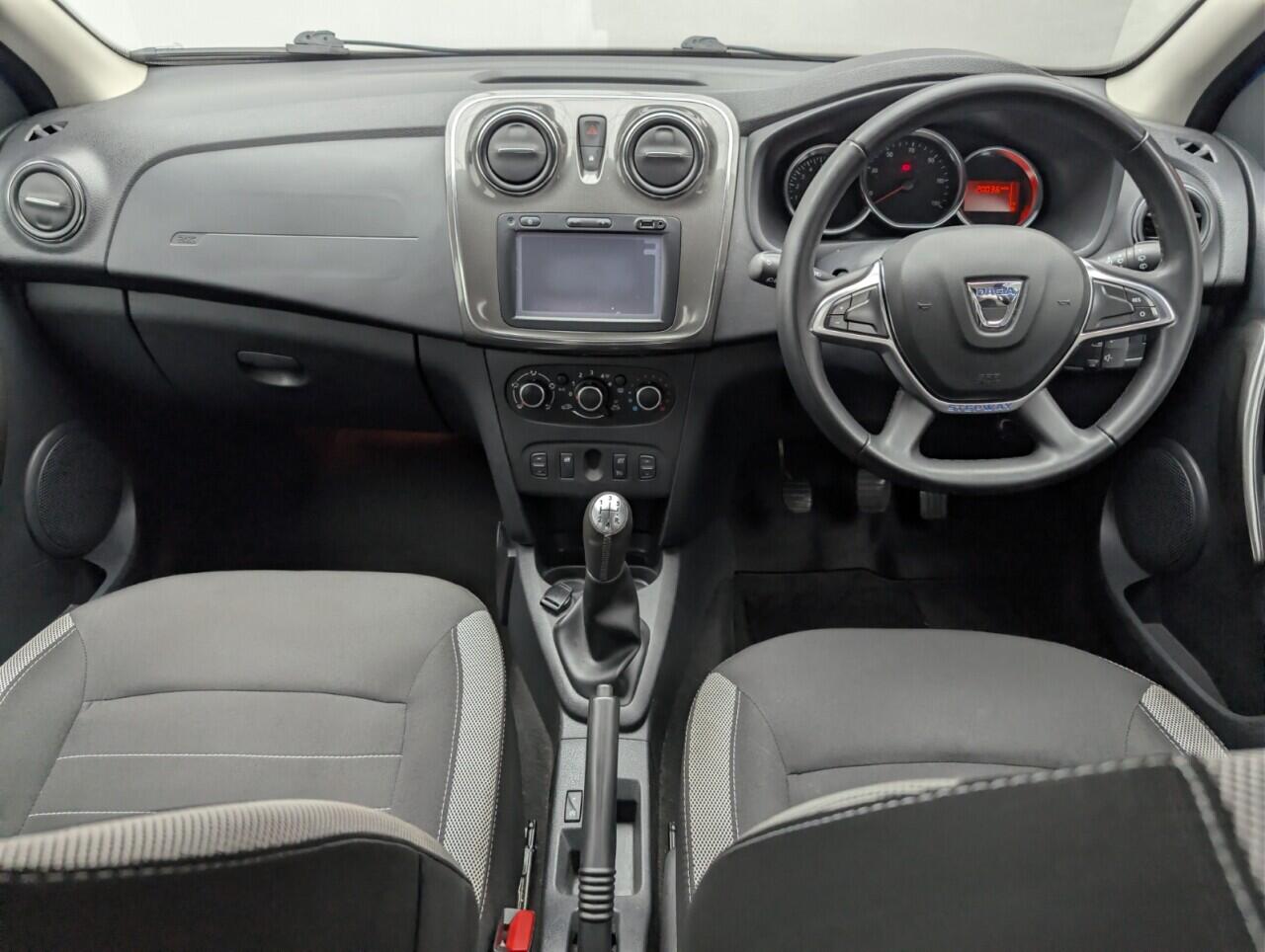 Used Dacia Sandero Stepway 2018 for sale - 76742925: Photo 23