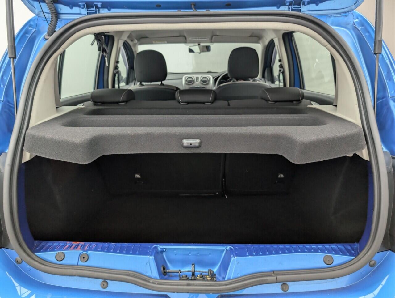 Used Dacia Sandero Stepway 2018 for sale - 76742925: Photo 25