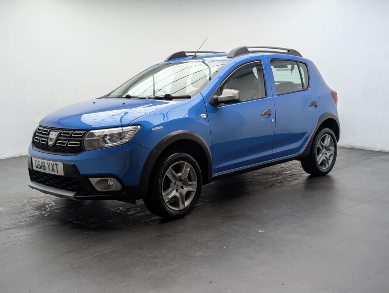 Used Dacia Sandero Stepway 2018 for sale - 76742925: Photo 4