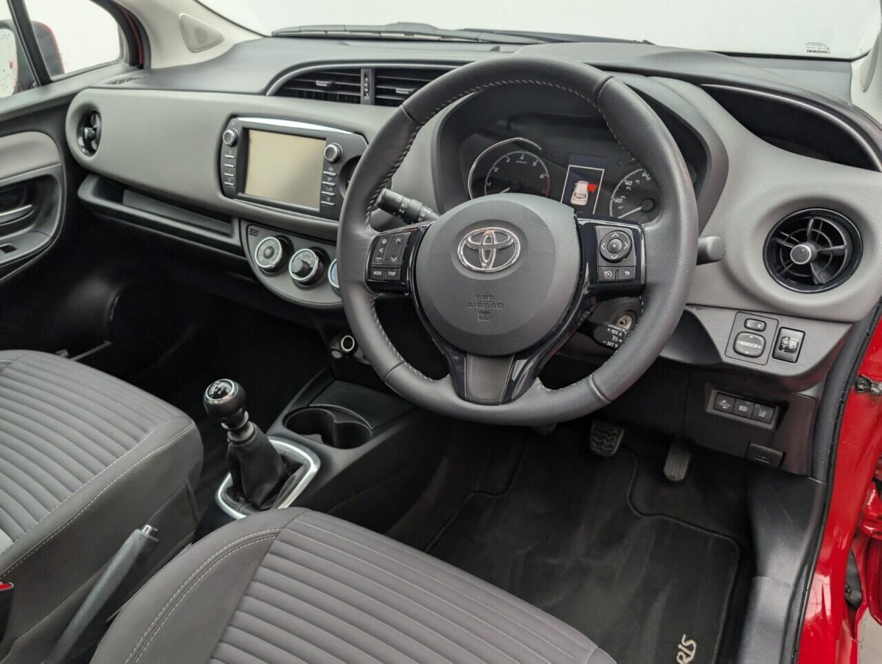 Used Toyota Yaris 2019 for sale - 76422569: Photo 11