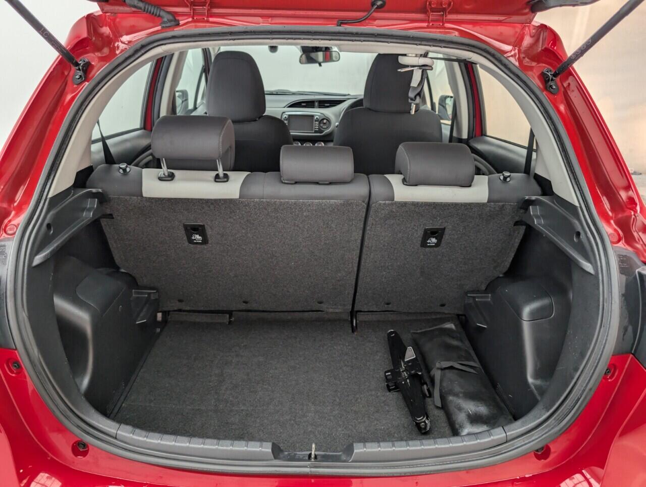 Used Toyota Yaris 2019 for sale - 76422569: Photo 26