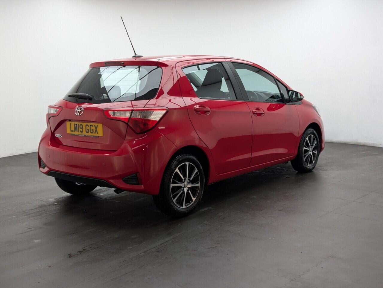 Used Toyota Yaris 2019 for sale - 76422569: Photo 8