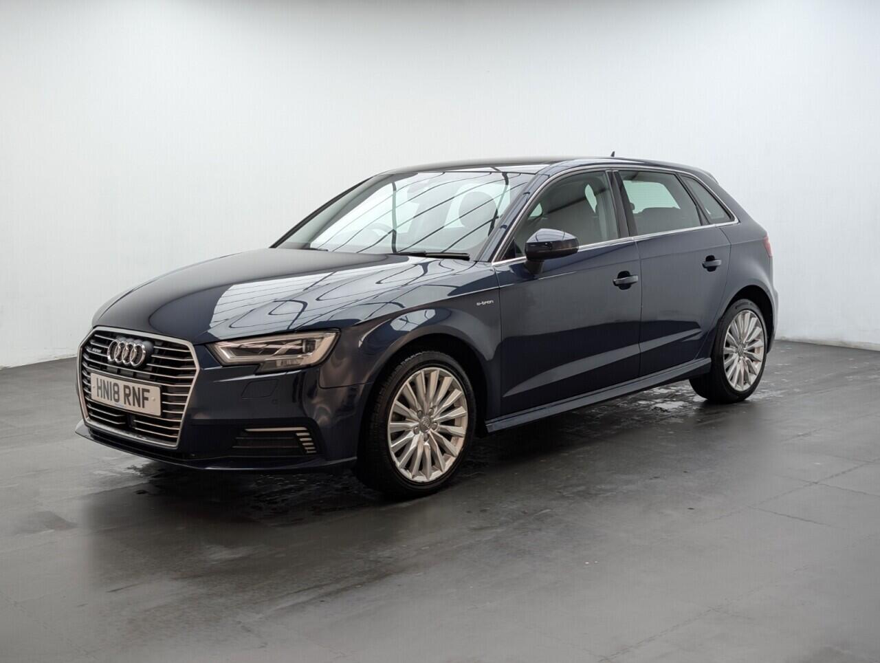 Used Audi A3 2018 for sale - 77410990: Photo 4