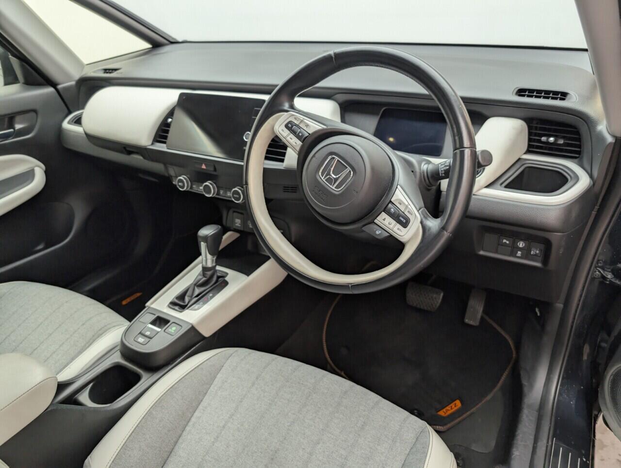 Used Honda Jazz 2021 for sale - 76424052: Photo 11