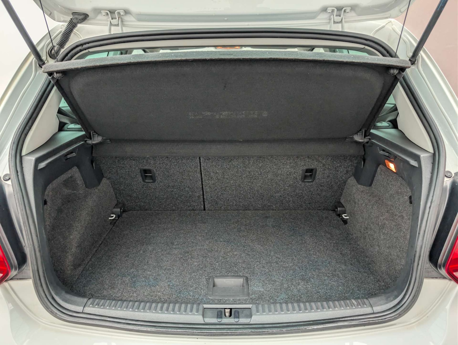 Used Volkswagen Polo 2016 for sale - 77988280: Photo 22