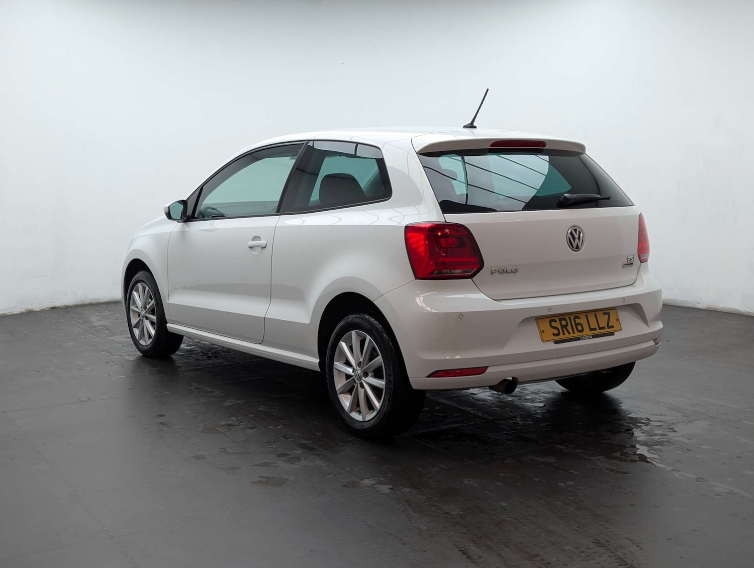 Used Volkswagen Polo 2016 for sale - 77988280: Photo 7