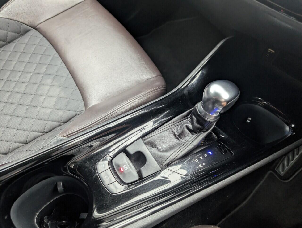 Used Toyota C-HR 2018 for sale - 76456805: Photo 17