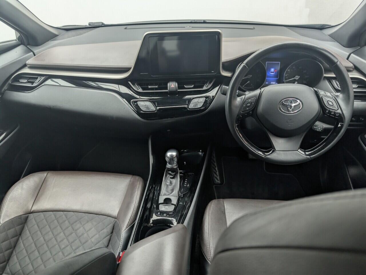 Used Toyota C-HR 2018 for sale - 76456805: Photo 24