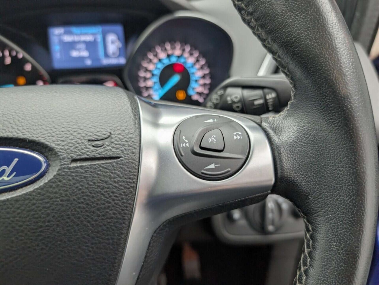 Used Ford Kuga 2015 for sale - 77713319: Photo 18