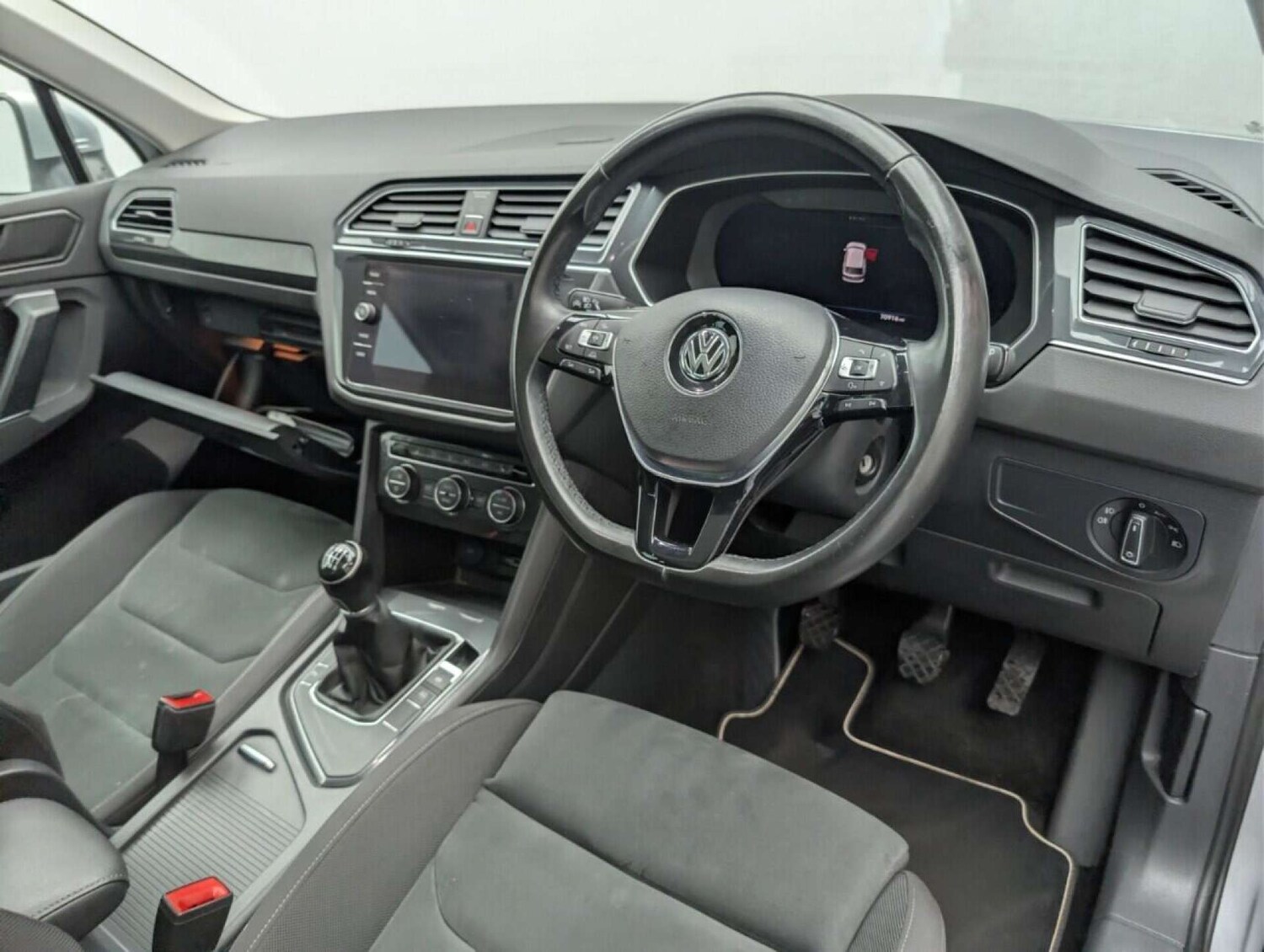Used Volkswagen Tiguan 2018 for sale - 77714027: Photo 11